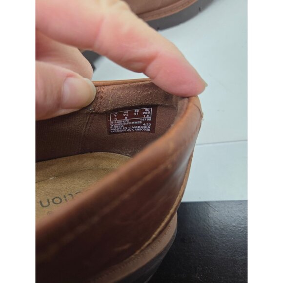 Womens Clarks Collection Brown Leather Loafers 9.5 Cushioned comfort classic - Picture 7 of 7